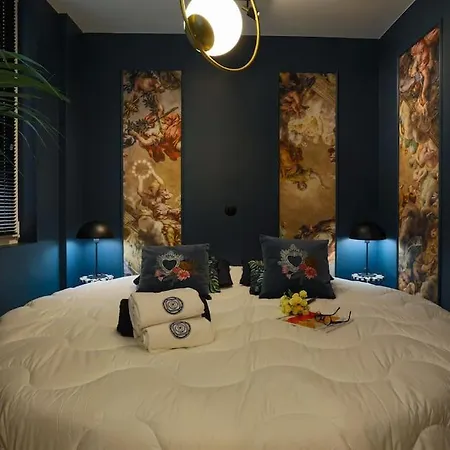 Sublimappartlamarquisepariscenter2bathr Appartamento Parigi