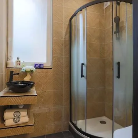 Appartamento Sublimappartlamarquisepariscenter2bathr Parigi