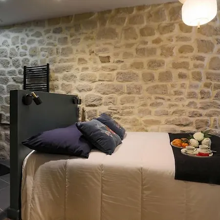 Sublimappartlamarquisepariscenter2bathr Parigi